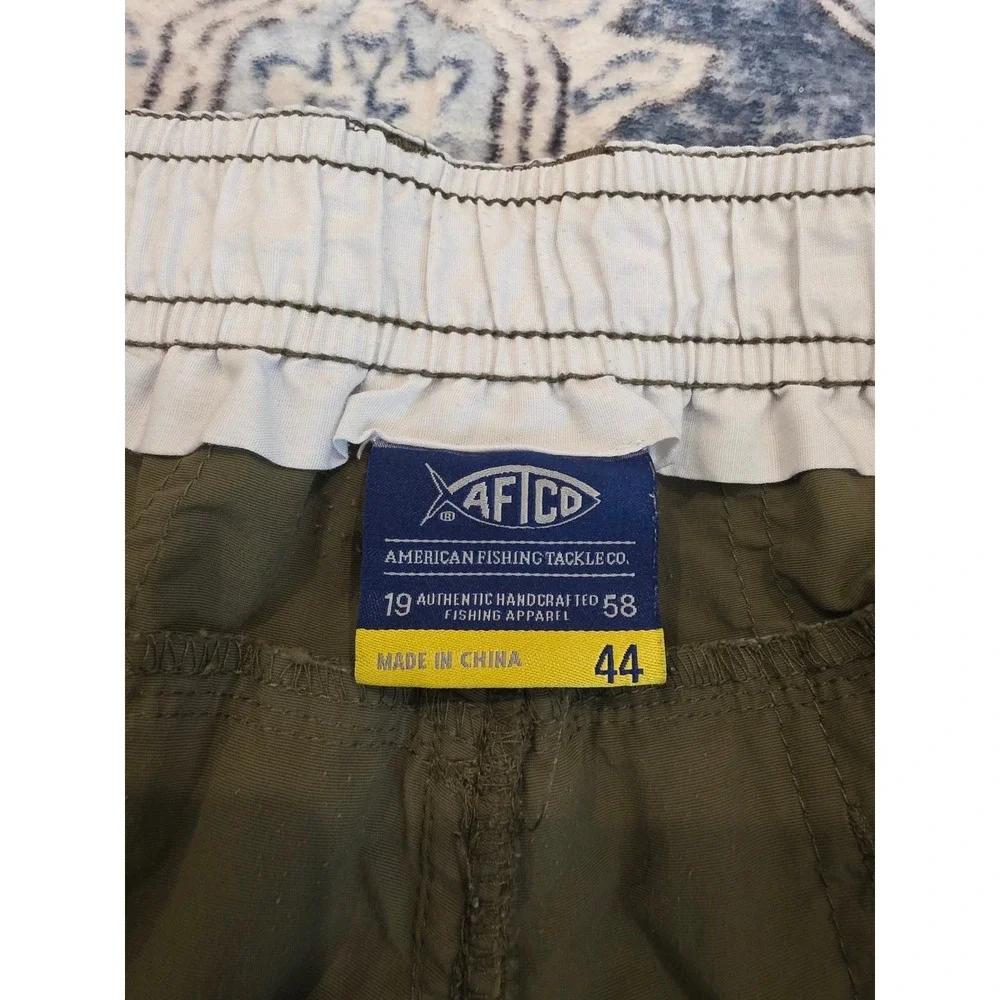 AFTCO Men's Size 44 The Original Fishing Shorts in Olive Green Pockets Boating